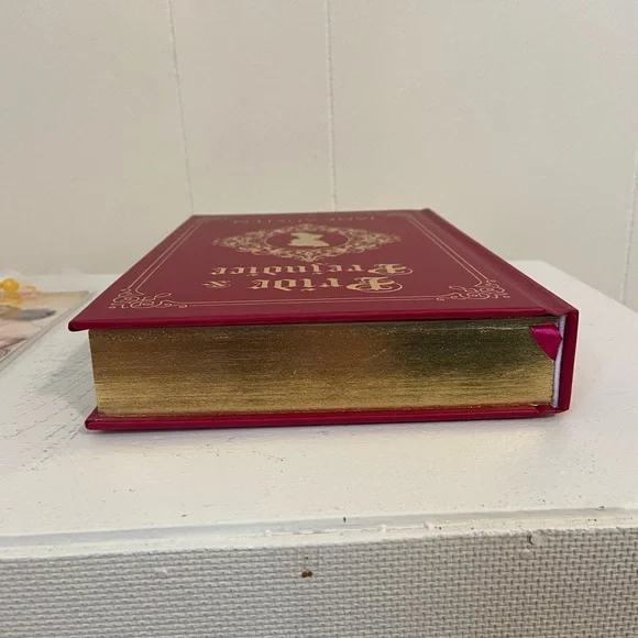 Pride & Prejudice Book Set - Picture 5 of 6